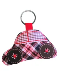 brelok-do-kluczy-autko-breloczek-z-autkiem-zawieszka-do-plecaka-samochodzik