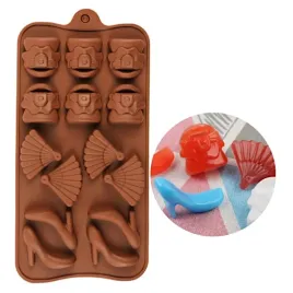 forma-na-czekoladki-dekoracje-do-tortu-kobiece-dodatki-torebka-buty-silikon