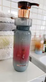 bogata-i-zachwycajaca-esencja-nadajaca-sprezystosc-i-lekkosc-330-ml