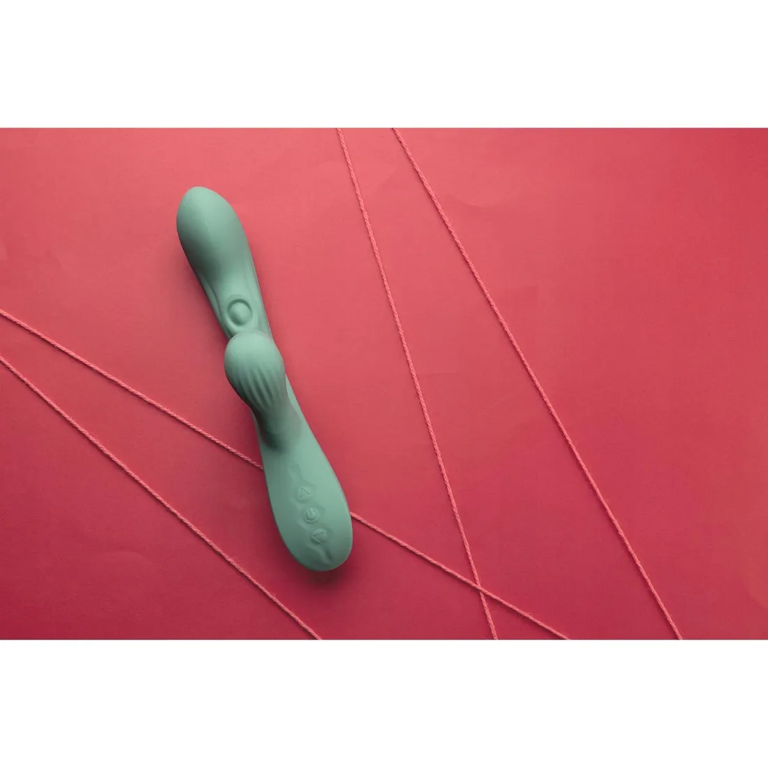 pulse-wave-and-tongue-flickering-rabbit-vibrator