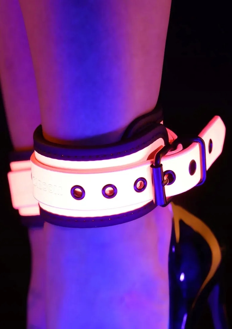 taboom-glow-in-the-dark-ankle-cuffs