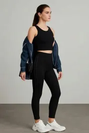 czarne-legginsy-z-wysokim-stanem-i-paskami-w-tonacie-s-5ia