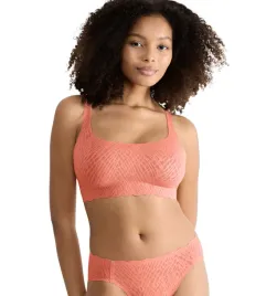 biustonosz-braletka-sloggi-zero-feel-bliss-top-s