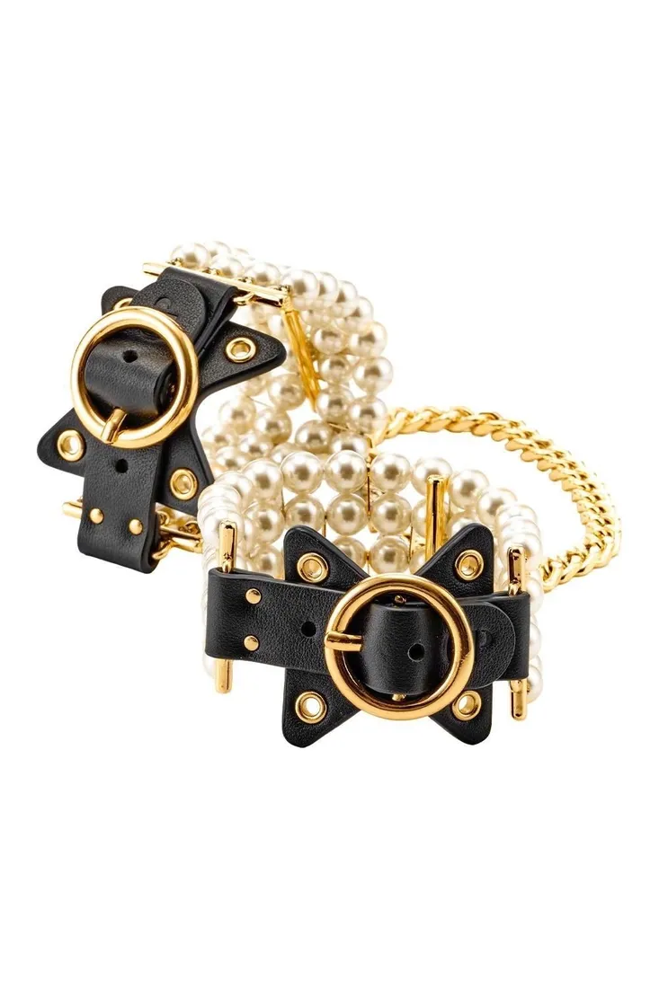 guilty-pleasure-soiree-pearl-handcuffs