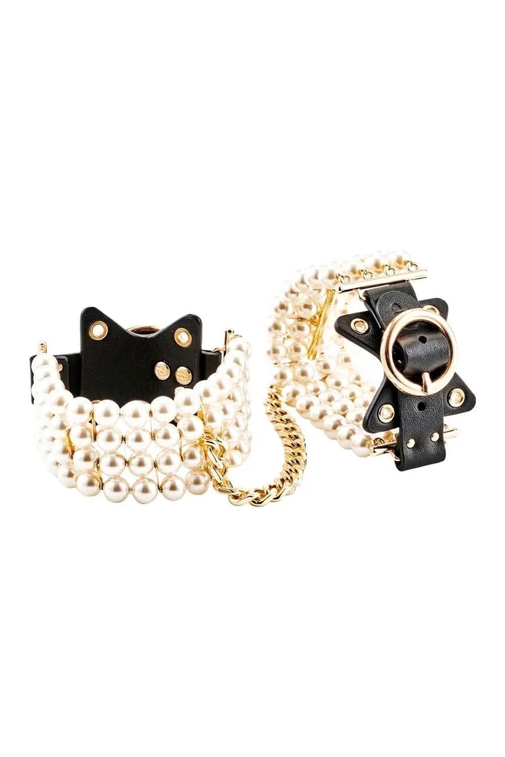 guilty-pleasure-soiree-pearl-handcuffs