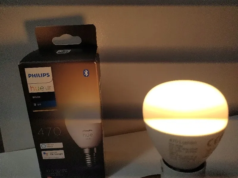 zarowka-led-philips-hue-e14-470lm-57w
