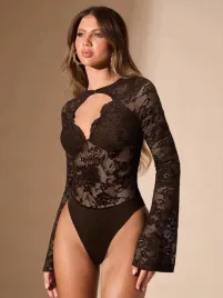 shein-brazowe-koronkowe-body-z-dlugim-rekawem-i-wycieciem-s-1ma