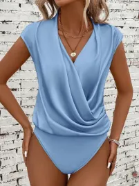 shein-blekitne-body-z-krotkimi-rekawami-i-glebokim-dostepem-m-1la