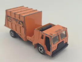 hot-wheels-trash-truck-blackwalls