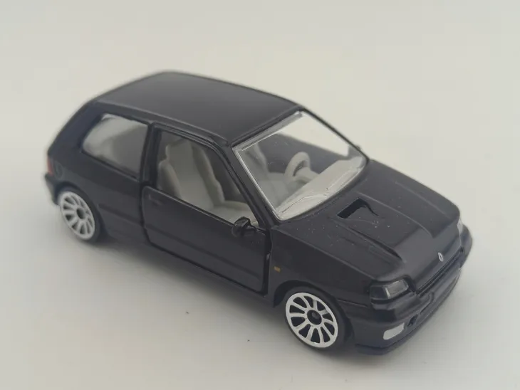 majorette-renault-clio-16s