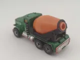 matchbox-peterbilt-cement-mixer-truck-stan-nowy