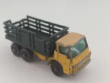 matchbox-stake-truck