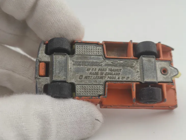 matchbox-ford-transit-marka-matchbox