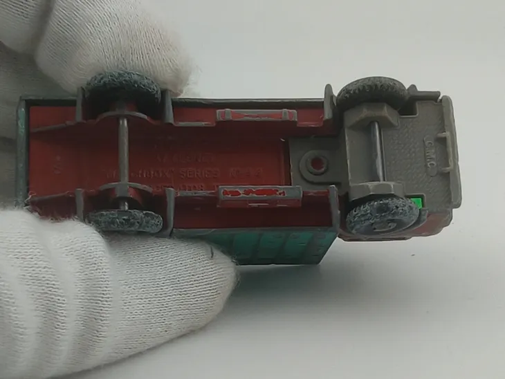 matchbox-gmc-refridgerator-truck-marka-matchbox