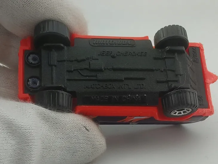matchbox-jeep-cherokee-marka-matchbox