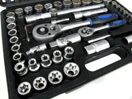 zestaw-kluczy-nasadowych-108-el-walizka-nasadki-1-4-1-2-torx-grzechotka