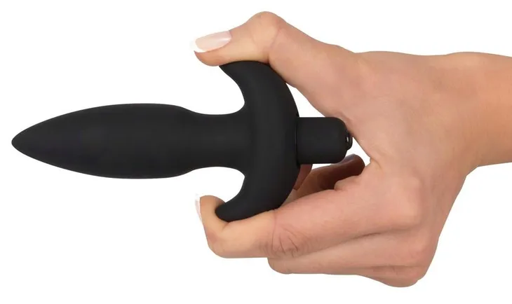 black-velvets-vibr-small-plug-producent-wzmoto