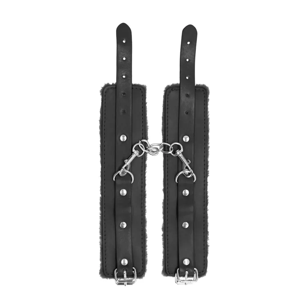 plush-leather-handcuffs