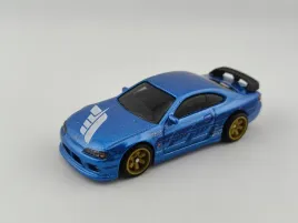 hot-wheels-premium-nissan-silvia-s15