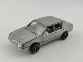 no-name-volvo-750-resorak