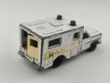 matchbox-superfast-ambulance-stan-nowy