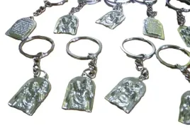 brelok-metalowy-kapliczka-sw-krzysztof-10-szt