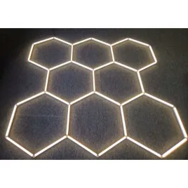 lampa-panel-led-hexagon-sufitowa-oswietlenie-do-garaz-warsztat-245x235-cm