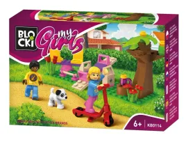 klocki-blocki-mygirls-spacer-po-parku-walk-in-the-park