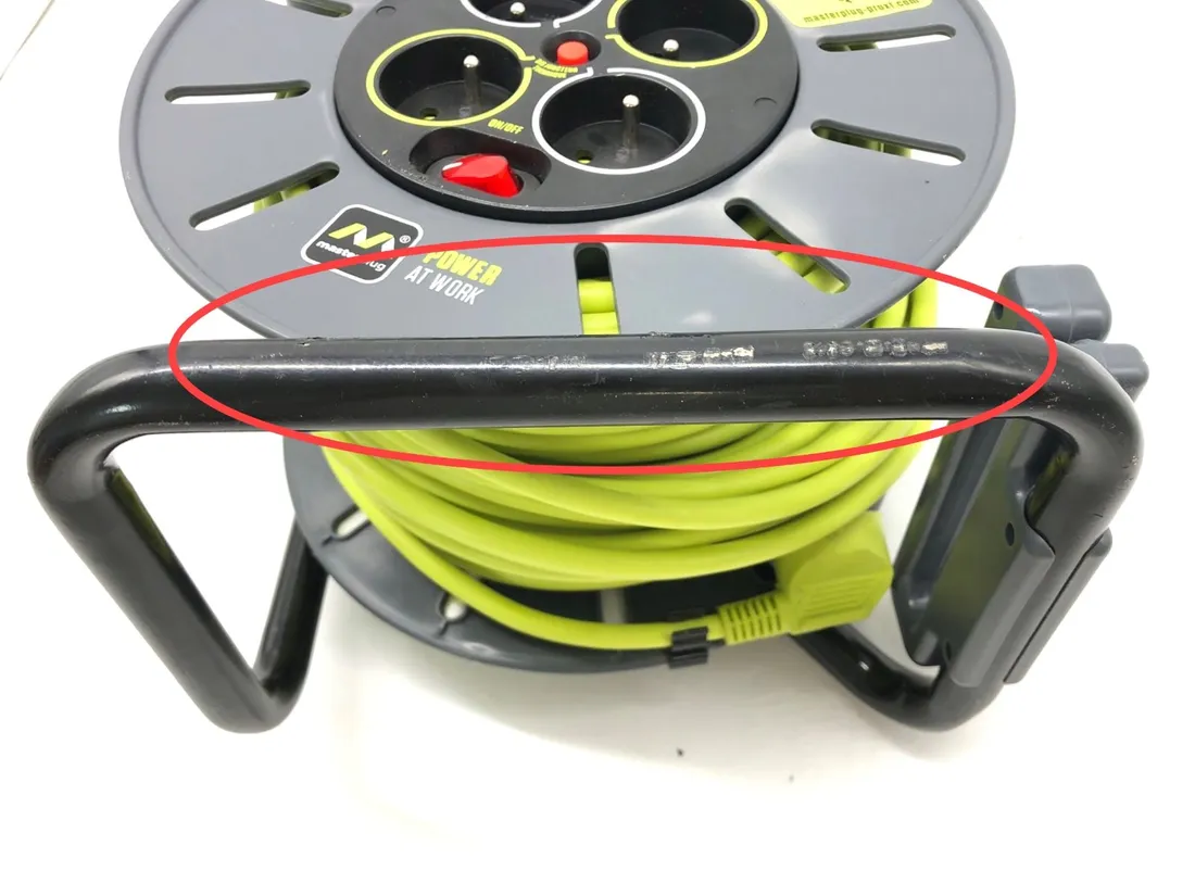 przedluzacz-bebnowy-masterplug-40m-4-gniazda