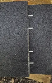 mata-gumowa-ogrodowa-plac-zabaw-50x50cm-kolki-laczeniowe-sbr-40mm