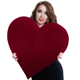poduszka-dekoracyjna-serce-xxl-70-cm-prezent-na-walentynki-welur-bordowy