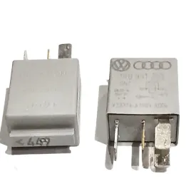 oryginalny-przekaznik-449-1k0-951-253-12-v-40-a-vw-audi-seat-skoda