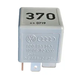przekaznik-370-vw-audi-8d0-951-253-v23134-j52-x300-oryginal-oem
