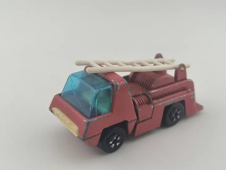 playart-fire-truck