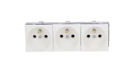gniazdo-modulowe-potrojne-bez-blokady-biale-wp45x4578