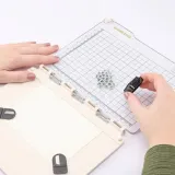 platforma-do-stempli-stamp-easy-ecru-vaessen-creative-stan-nowy