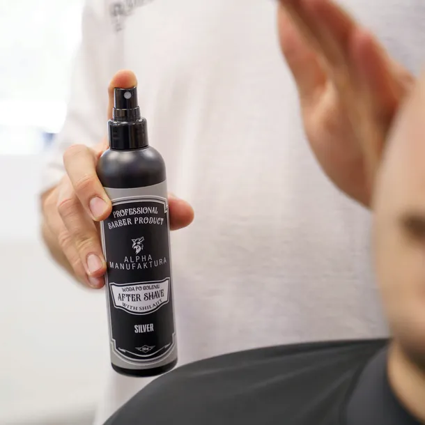 alpha-manufaktura-after-shave-silver-250ml-woda-po-goleniu-alpha-barberia-grupa-zapachowa-skorzana