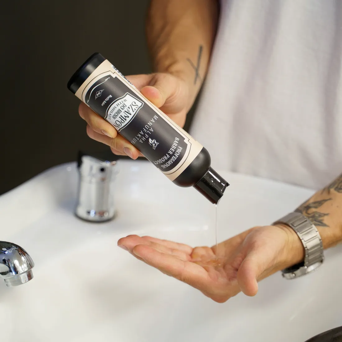alpha-manufaktura-szampon-do-brody-wanilia-and-kokos-250ml-alpha-barberia-stan-nowy