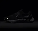 nike-renew-run-3-kolor-czarny-bialy-szary