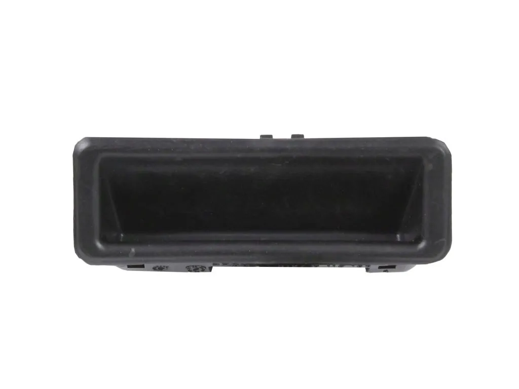 mikrostyk-klapy-bagaznika-bmw-e60-e61-e90-e91-e92