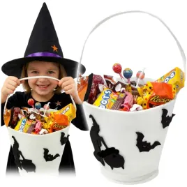 wiaderko-na-cukierki-slodycze-halloween-biale