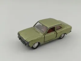 schuco-ford-escort-gt-resorak