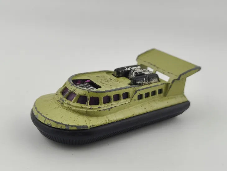 matchbox-hovercraft-poduszkowiec