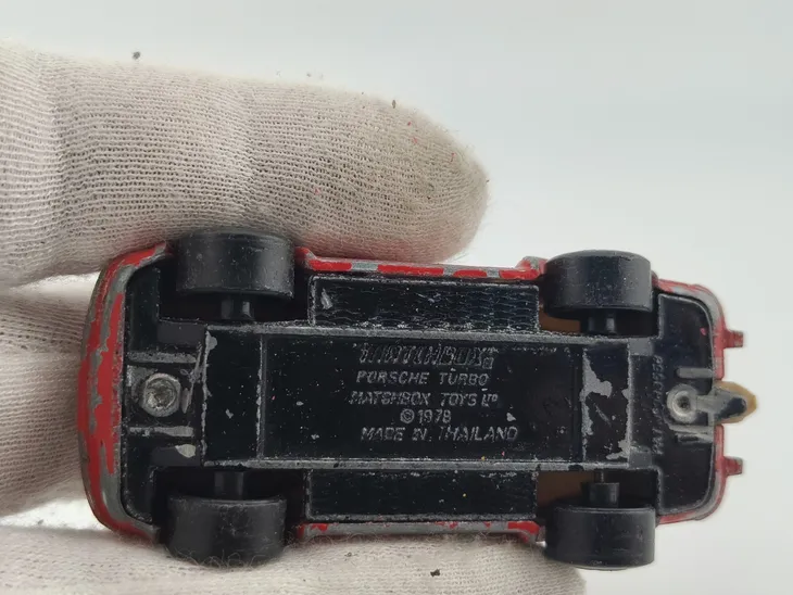 matchbox-porsche-911-turbo-marka-matchbox