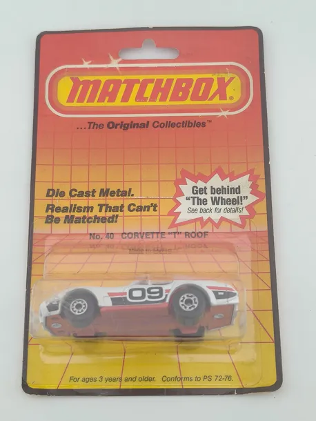 mb09-matchbox-chevrolet-corvette-boxed