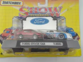 matchbox-show-stoppers-motor-show-ford-t-bird-stock-car