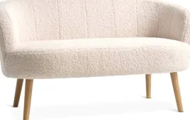 kanapa-dwuosobowa-glostrup-ecru-miekki-plusz-sofa-drewniane-nogi