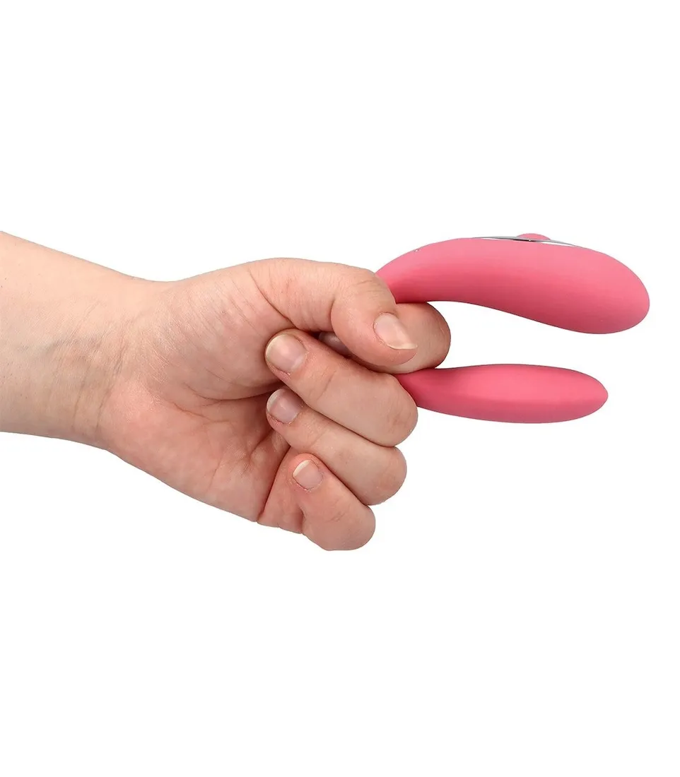 a4-remote-controlled-g-spot-and-clitorial-vibrator-marka-control