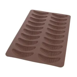 forma-silikonowa-rogaliki-duze-brazowa-lub-pomaranczowa-24-5x20x1-2cm
