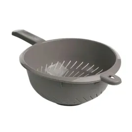 sitko-cedzak-kuchenne-plastikowy-z-raczka-nr-19
